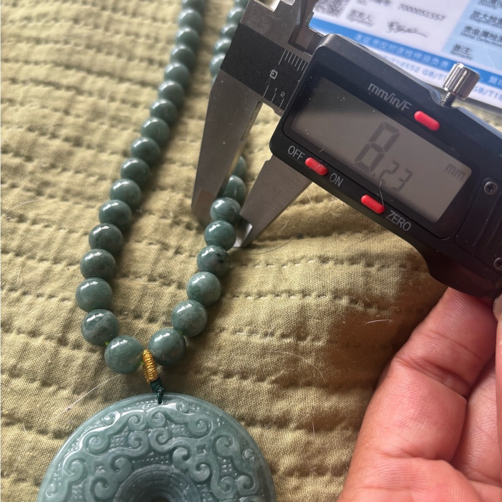 Grade A Jadeite Beaded Necklace with Pendant - Picture 6 of 9